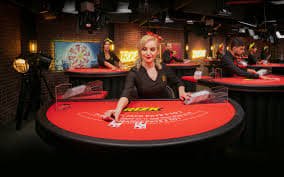 Mobile live casino browsing layout with clear 477bt category cards